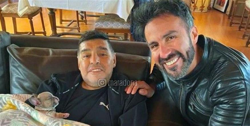 Ο Ντιέγκο Μαραντόνα και ο γιατρός του Λεοπόλδο Λούκε (copyright: Maradona Facebook)