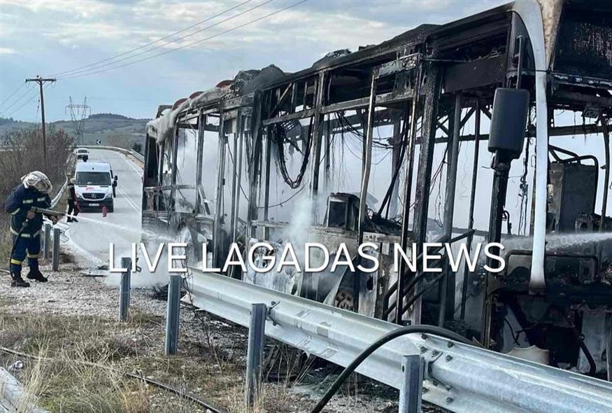 Καμένο λεωφορείο Καμένο λεωφορείο