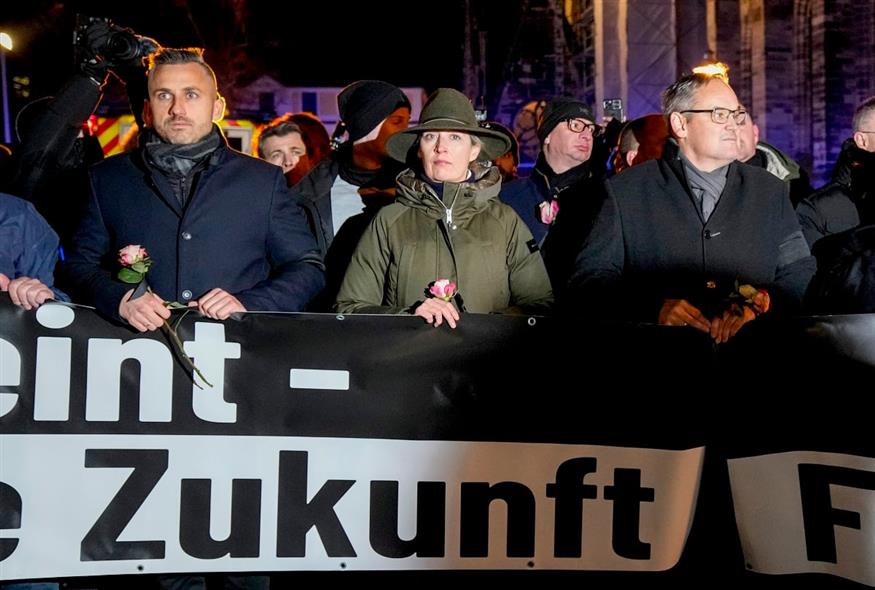 Μέλη του AfD (AP Photo/Ebrahim Noroozi)