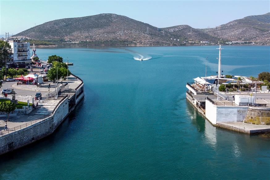 Χαλκίδα: Κομμένη στα δύο η πόλη για 12 ώρες (EUROKINISSI)