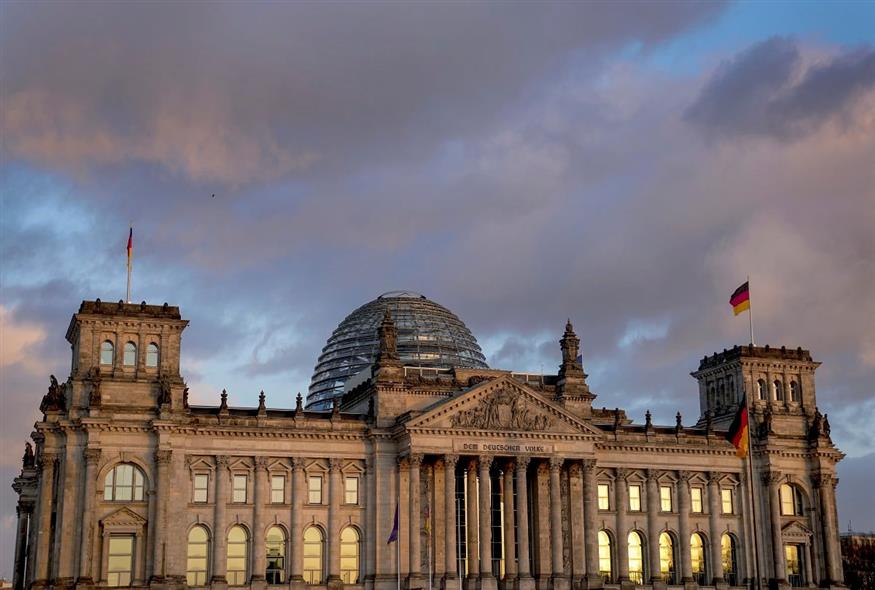 Γερμανία - Κοινοβούλιο (AP)