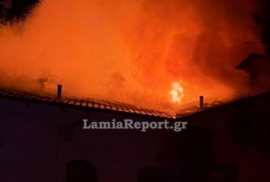 Φωτιά σε κτήριο παιδικού σταθμού κοντά στη Λαμία (lamiareport.gr) Φωτιά σε κτήριο παιδικού σταθμού κοντά στη Λαμία (lamiareport.gr)