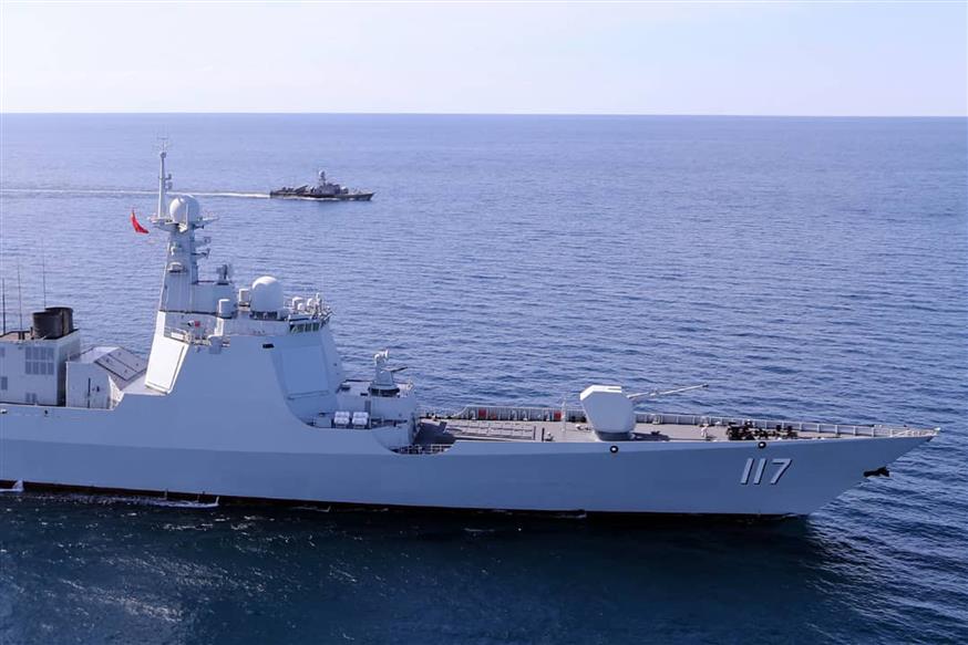 Πολεμικά πλοία στον Κόλπο του Ομάν (Φωτο Αρχείου)/AP Images