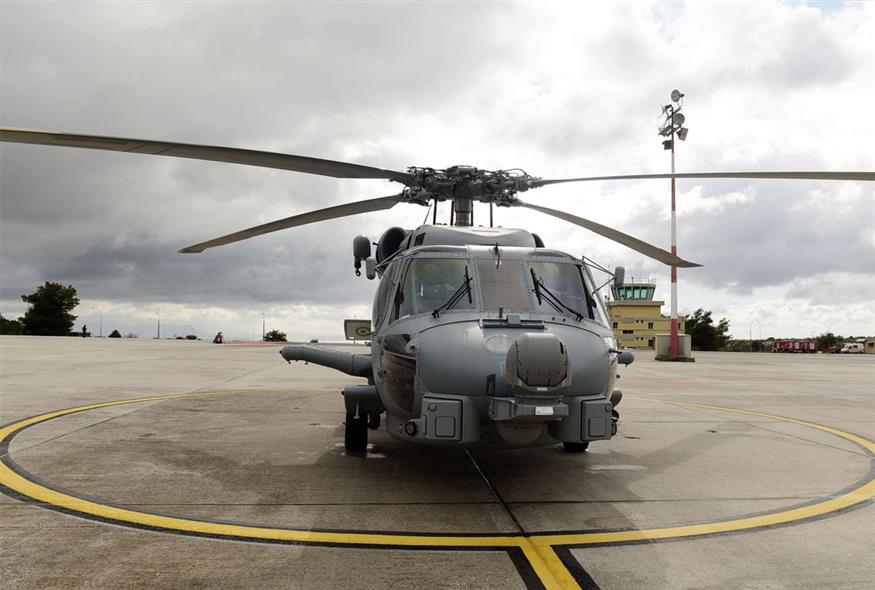 Τελετή υποδοχής και ένταξης στη διοίκηση αεροπορίας ναυτικού των νέων ελικοπτέρων MH-60 Romeo παρουσία του πρωθυπουργού (gallery)