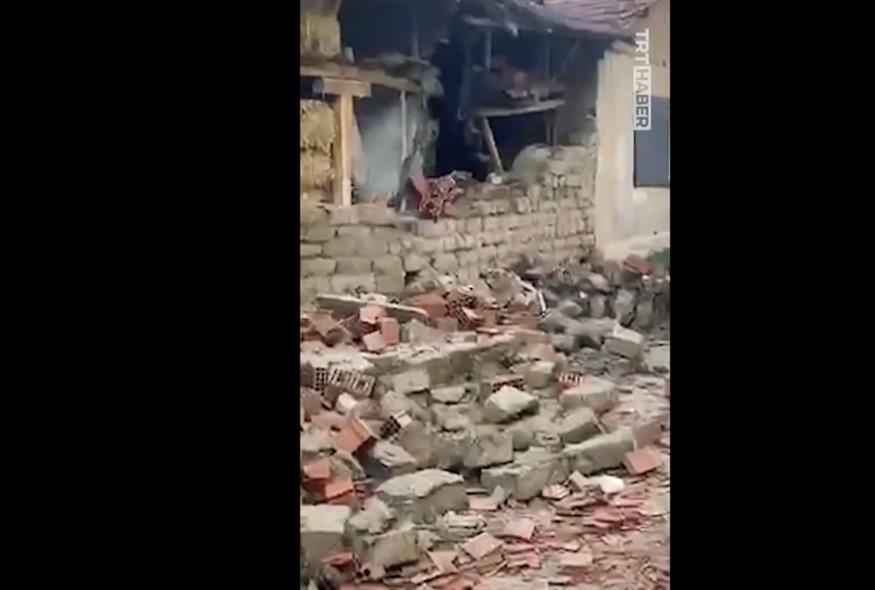 Σεισμός στην Τουρκία: Βίντεο ντοκουμέντο μετά τα 5,6 Ρίχτερ