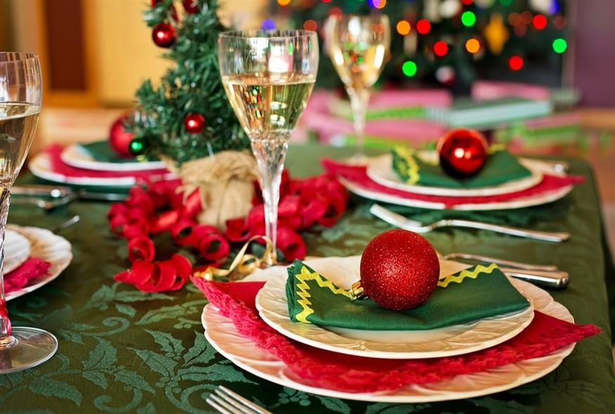 Χριστουγεννιάτικο τραπέζι (Pixabay)