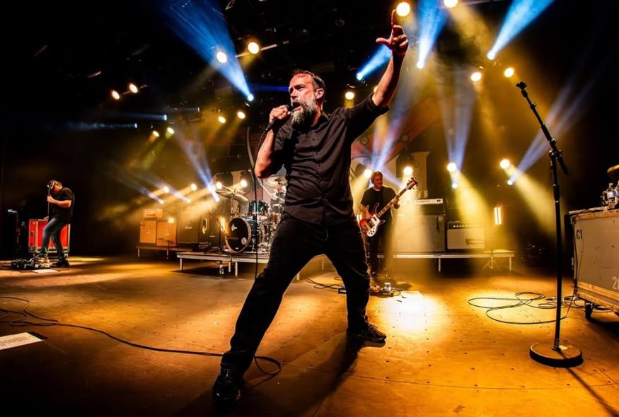 Clutch (Copyright:Instagram)