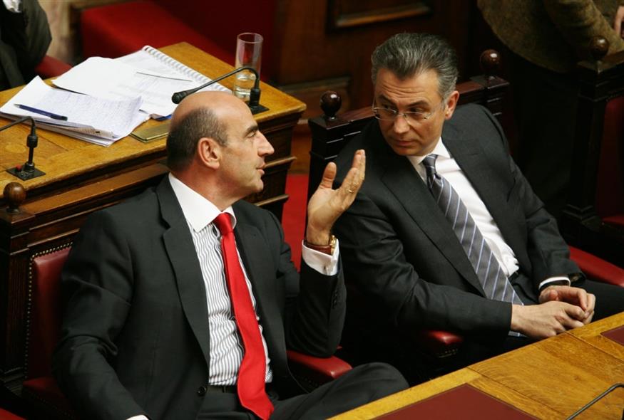 Θόδωρος Ρουσόπουλος και Γιώργος Βουλγαράκης στη Βουλή το 2008