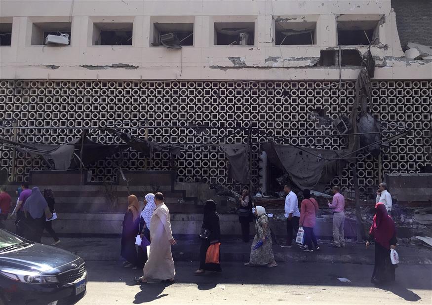 Τρομοκρατική επίθεση στο Κάιρο/(AP Photo/Maya Alleruzzo)