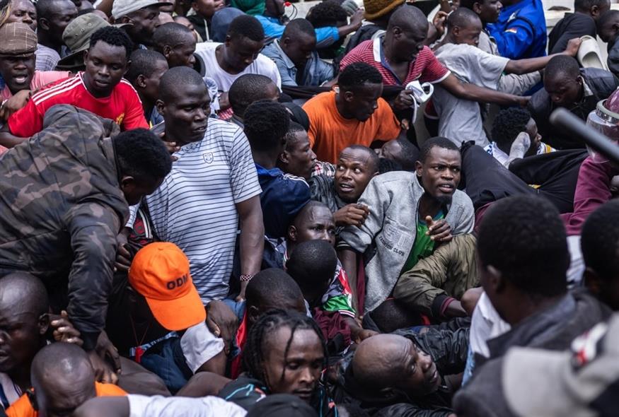 Στιγμιότυπο από το ποδοπάτημα (Samson Otieno/AP)