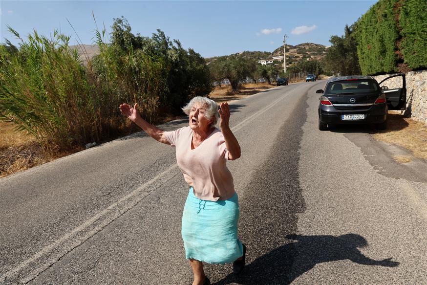 Φωτιά στην Ανατολική Αττική (INTIME)