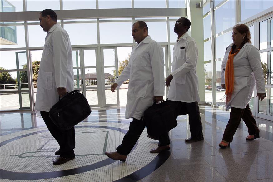 Cuban doctors in Brazil/(AP Photo/Eraldo Peres)