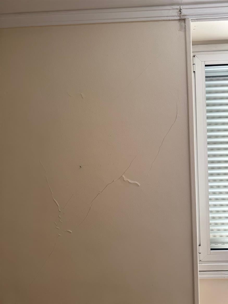 Δεκάδες καταγγελίες για ρωγμές σε κτίρια στο κέντρο της Αθήνας, από τη διάνοιξη της Γραμμής 4 του μετρό