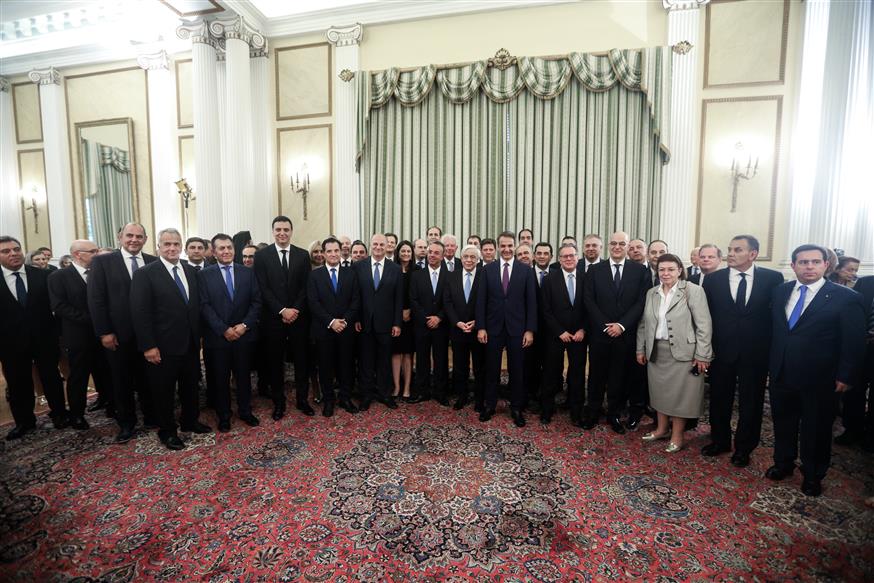 Το νέο υπουργικό συμβούλιο (Eurokinissi/Γιώργος Κονταρίνης)
