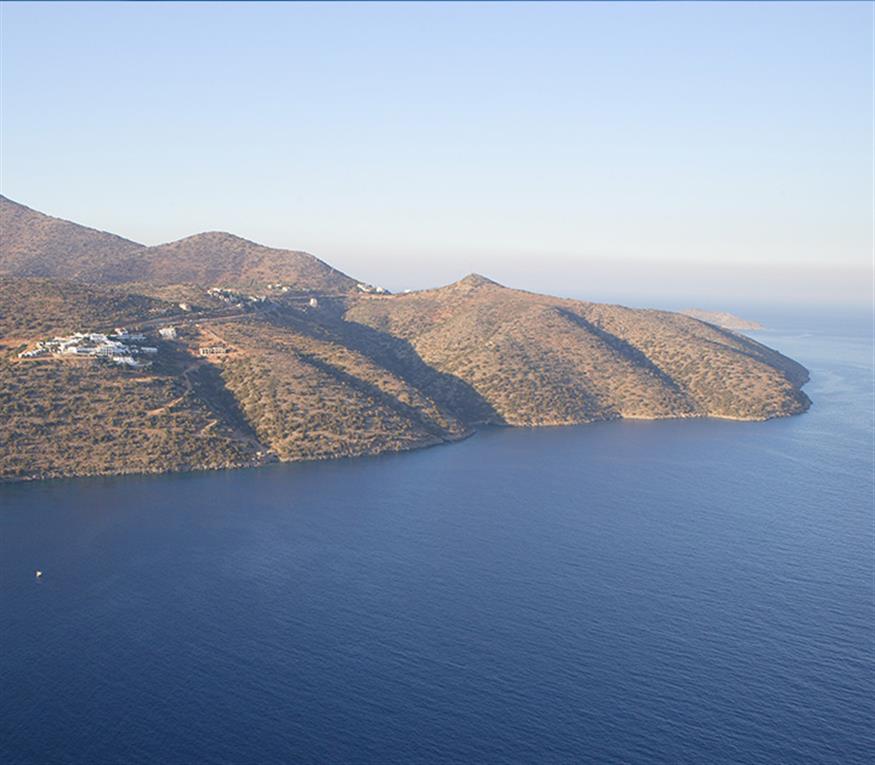 Το θέρετρο Elounda Hills θα κατασκευαστεί σε τμήμα έκτασης 840 στρεμμάτων στην Ελούντα της Κρήτης.