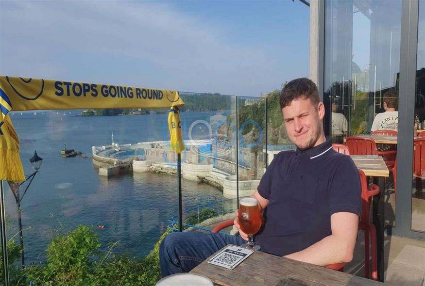 Ο οπαδός της Λιντς (X)