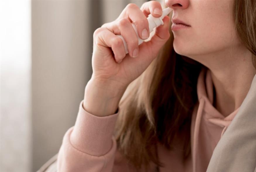 Ρινικό εμβόλιο (freepik.com)