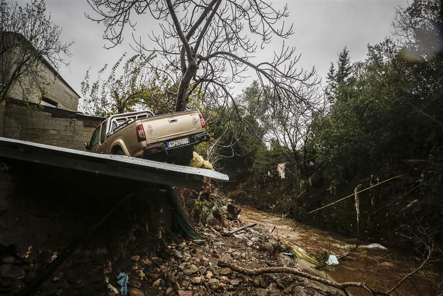 Φωτογραφία από τις καταστροφές στο νησί της Λέσβου (Eurokinissi)