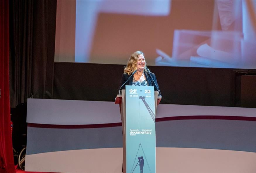 Άιβι Μίροπολ, σκηνοθέτρια του ντοκιμαντέρ «Ρώτα την Ι Τζιν»