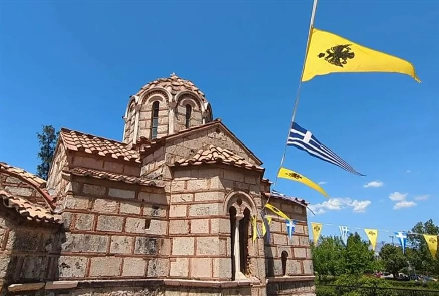 «Ομορφοκκλησιά»: Ο ναός του Αγίου Γεωργίου στο Γαλάτσι που ανοίγει μια φορά τον χρόνο (www.orangepress.gr))