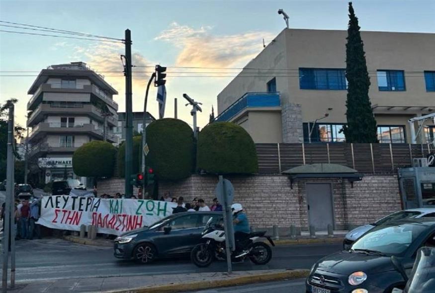 Παρέμβαση του Ρουβίκωνα στην πρεσβεία του Ισραήλ (INSTAGRAM)