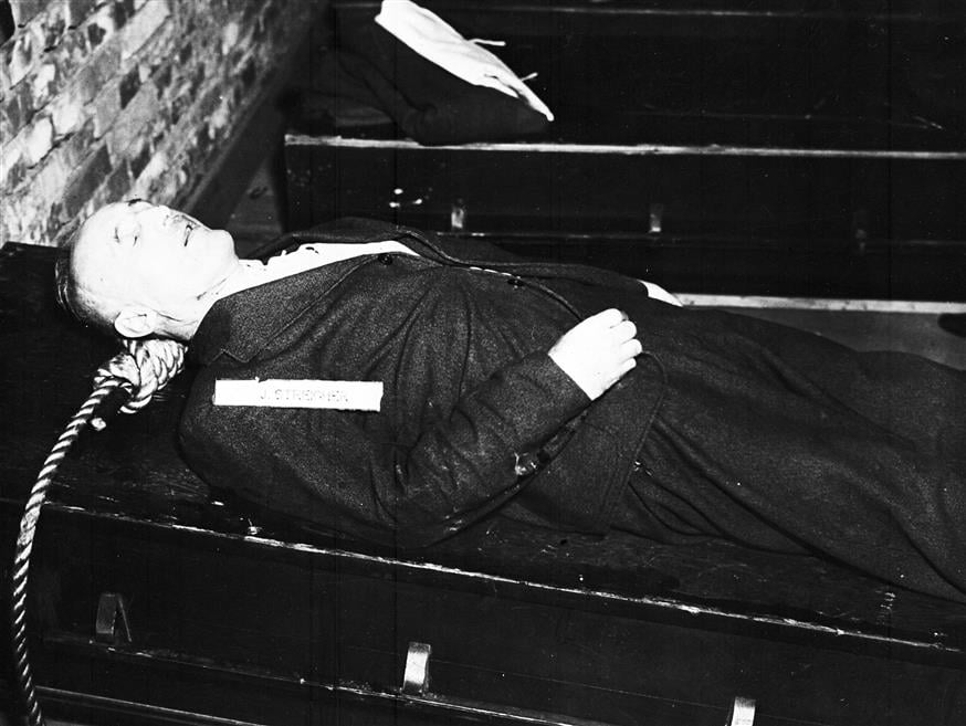 Ο Γιούλιους Στράιχερ είχε έναν οδυνηρό θάνατο, σαν τα εκατομμύρια των θυμάτων του Ναζισμού. /copyright Ap Photos