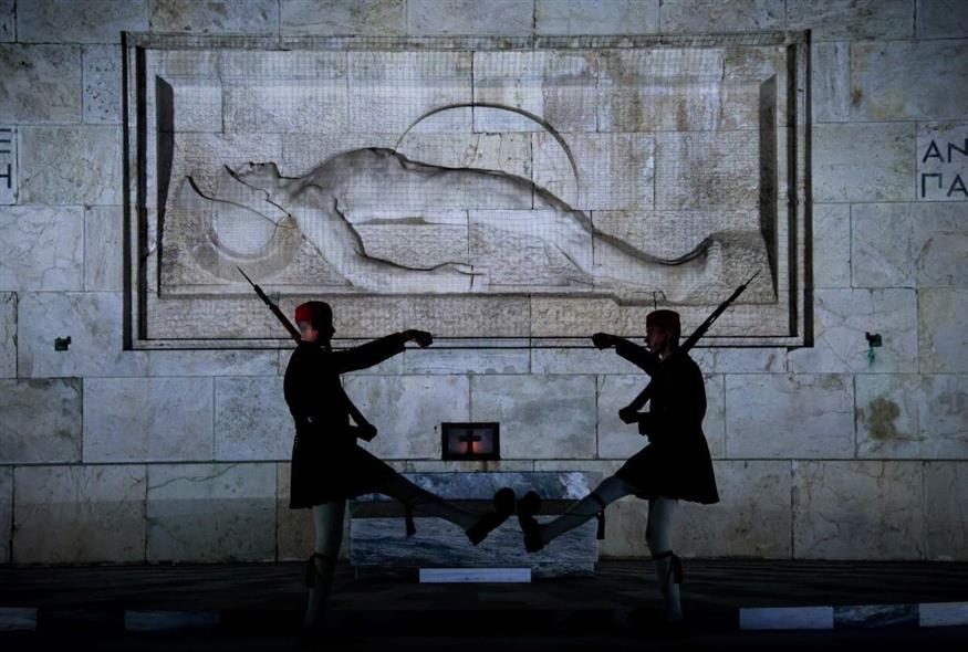 Ανασκόπηση 2025: Πολιτικές αναταράξεις, κοινωνικές κρίσεις και φυσικές προκλήσεις