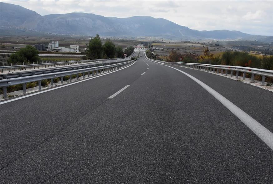 Εθνική Οδός Κορίνθου - Τριπόλεως - Καλαμάτας (Eurokinissi-ΠΑΠΑΔΟΠΟΥΛΟΣ ΒΑΣΙΛΗΣ)