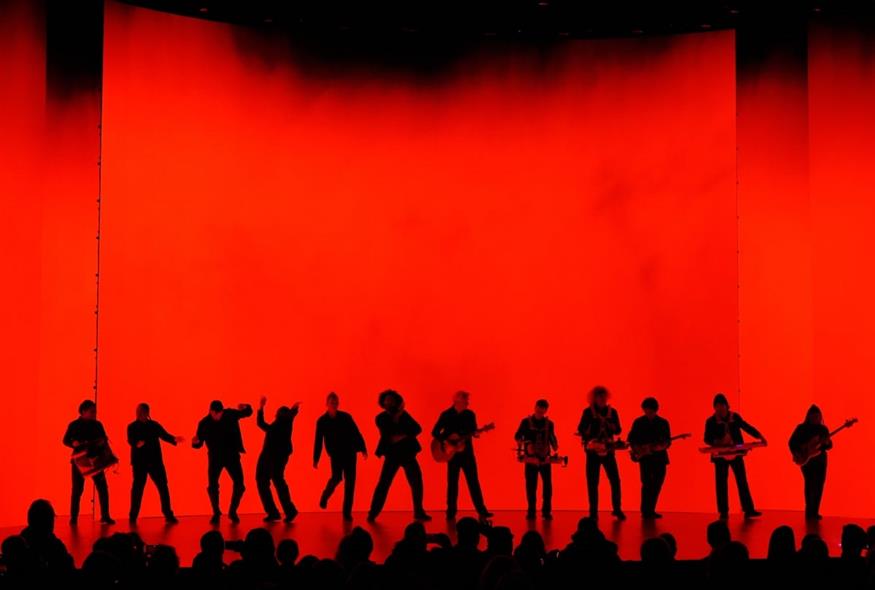 Στιγμιότυπο από συναυλία του David Byrne (Chris Pizzello/AP)