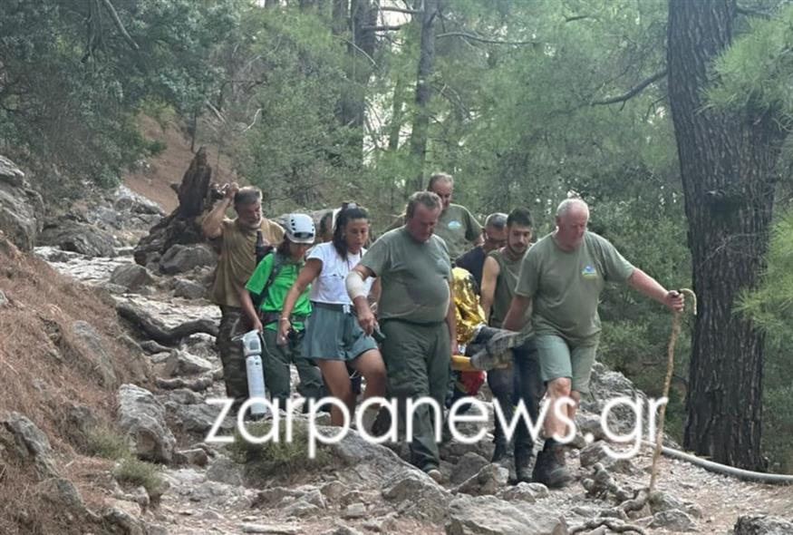 Επιχείρηση διάσωσης πολυτραυματία άνδρα στο Φαράγγι της Σαμαριάς (zarpanews.gr)