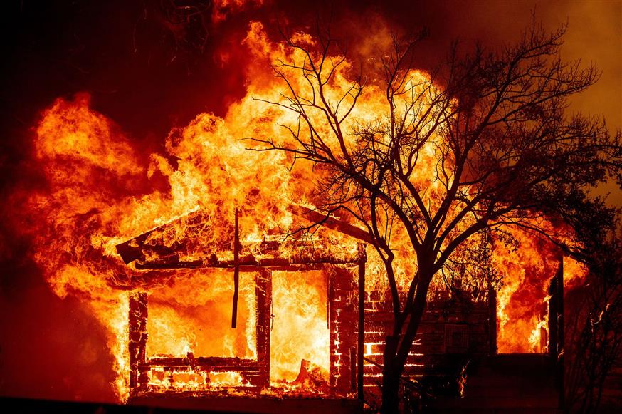 Φωτιές στην Καλιφόρνια/Copyright: AP Images