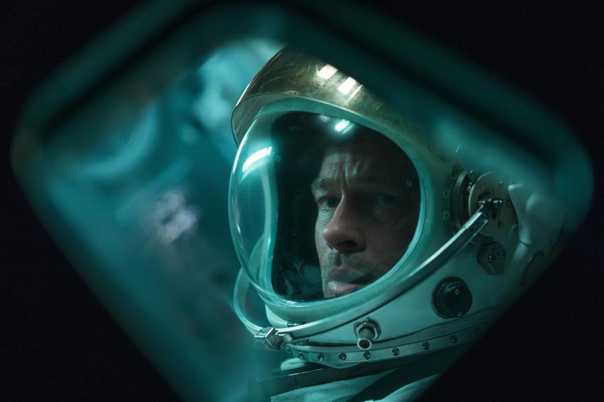 Ο Μπραντ Πιτ αναλαμβάνει αποστολή στο διάστημα στο «Ad Astra» του Τζέιμς Γκρέι