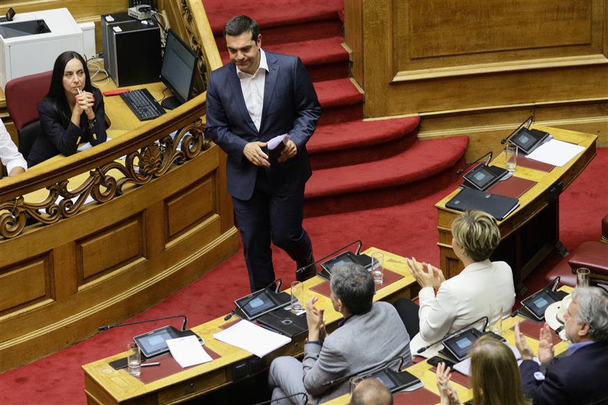 Ο Αλέξης Τσίπρας στη Βουλή (eurokinissi)