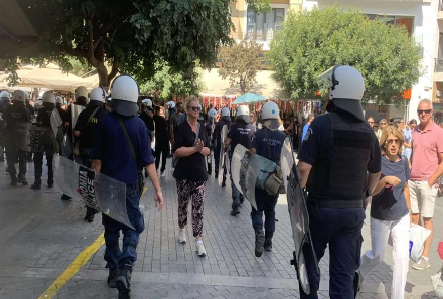 Ένταση σε διαμαρτυρία για την εκκένωση κατάληψης στο Ηράκλειο/neaktiti.gr