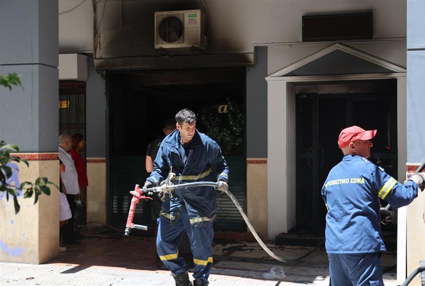 Φωτιά σε ξενοδοχείο στην Ομόνοια (ΠΑΝΑΓΟΠΟΥΛΟΣ ΓΙΑΝΝΗΣ/EUROKINISSI)