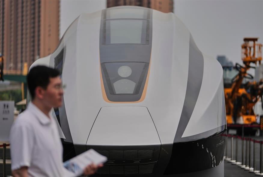 Τρένο (Andy Wong/AP)