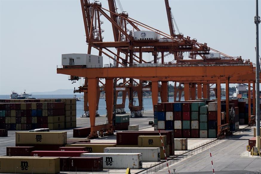 Προβλήτα εμπορευματοκιβωτίων στο Λιμάνι του Πειραιά/ EUROKINISSI/ ΓΙΑΝΝΗΣ ΠΑΝΑΓΟΠΟΥΛΟΣ
