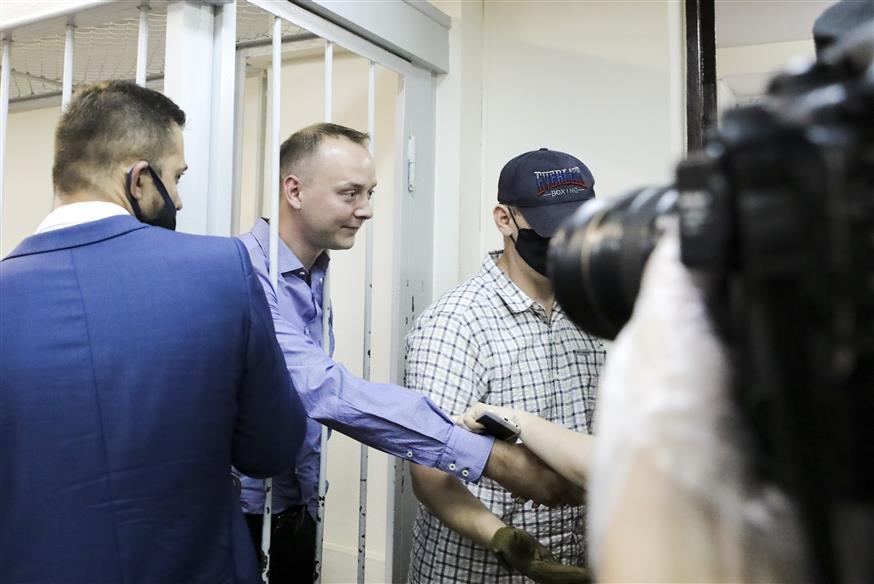 Ο Ιβάν Σαφράνοφ, πίσω από τα κάγκελα της φυλακής (Copyright: AP)