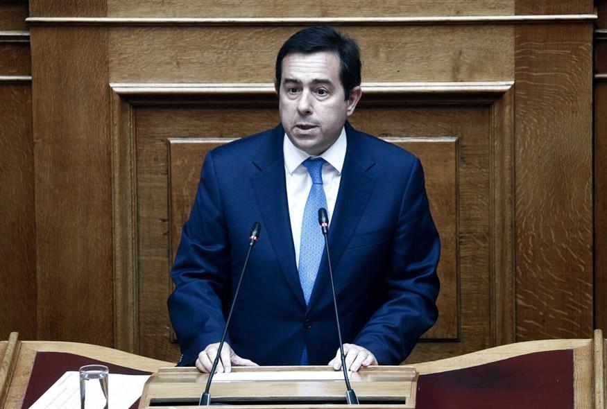 Στο βήμα της Βουλής ο Νότης Μηταράκης (EUROKINISSI)
