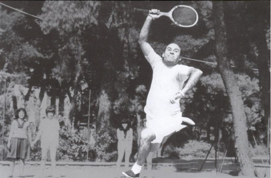 Ο Θανάσης και το πιο ιδιότυπο τένις στον πλανήτη!