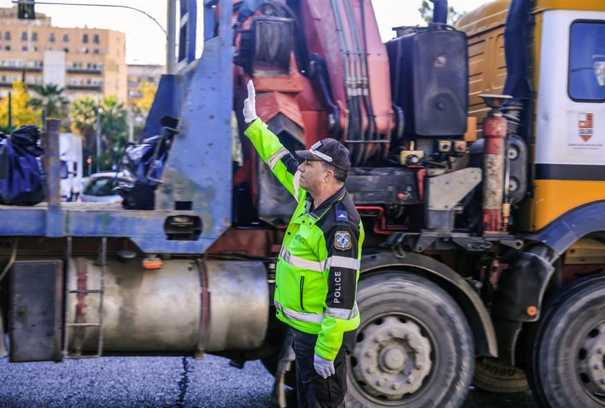 Ο Σπύρος Μερτζανίδης στην τελευταία του βάρδια (Eurokinissi)