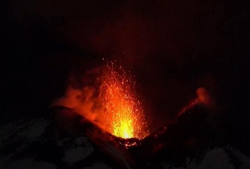 Εξερράγη ξανά το ηφαίστειο της Αίτνας(Video Capture)