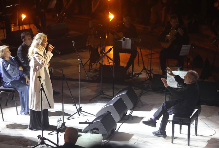 Ηρώ Σαΐα και Σταύρος Ξαρχάκος (Copyright: NDP)