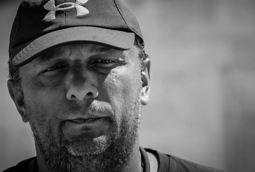 Ο Πάνος Ρούτσι στο Σύνταγμα  (ΤΑΤΙΑΝΑ ΜΠΟΛΑΡΗ/EUROKINISSI)