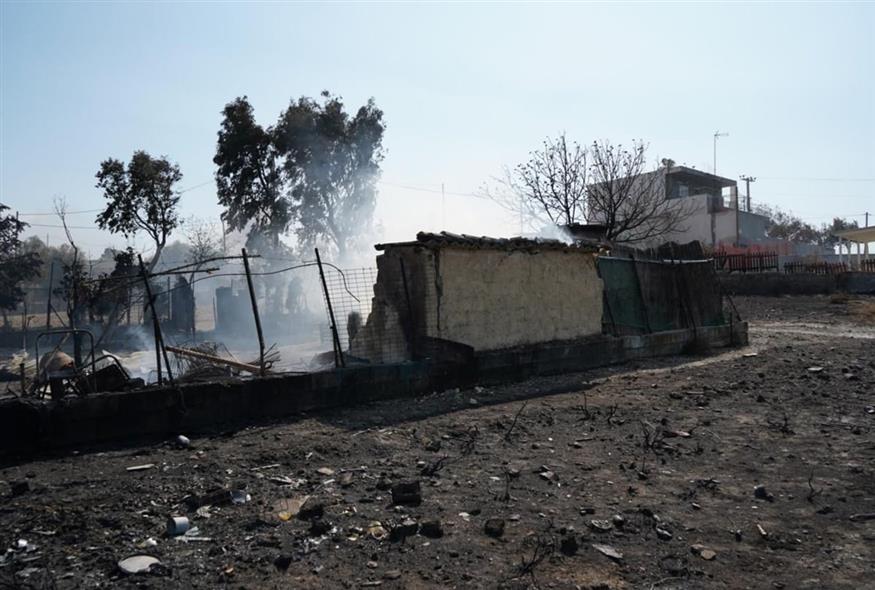 Κερατέα - Καμμένο σπίτι