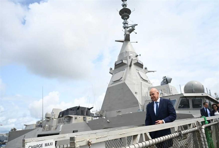 Δένδιας (INTIME)