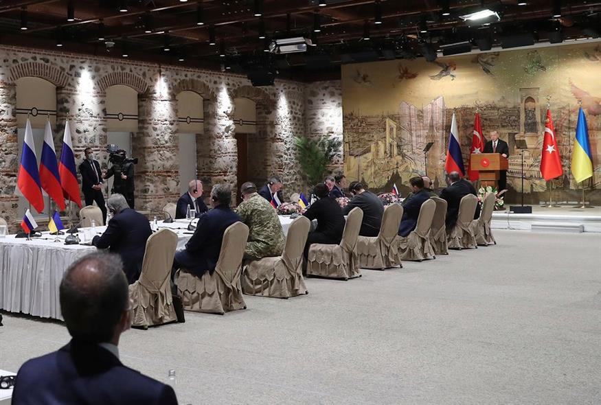 Συνομιλίες Ρωσίας - Ουκρανίας παρουσία του Ρετζέπ Ταγίπ Ερντογάν / Turkish Presidency via AP