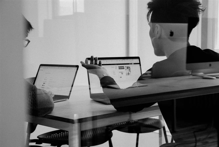 Εργαζόμενοι (Unsplash)