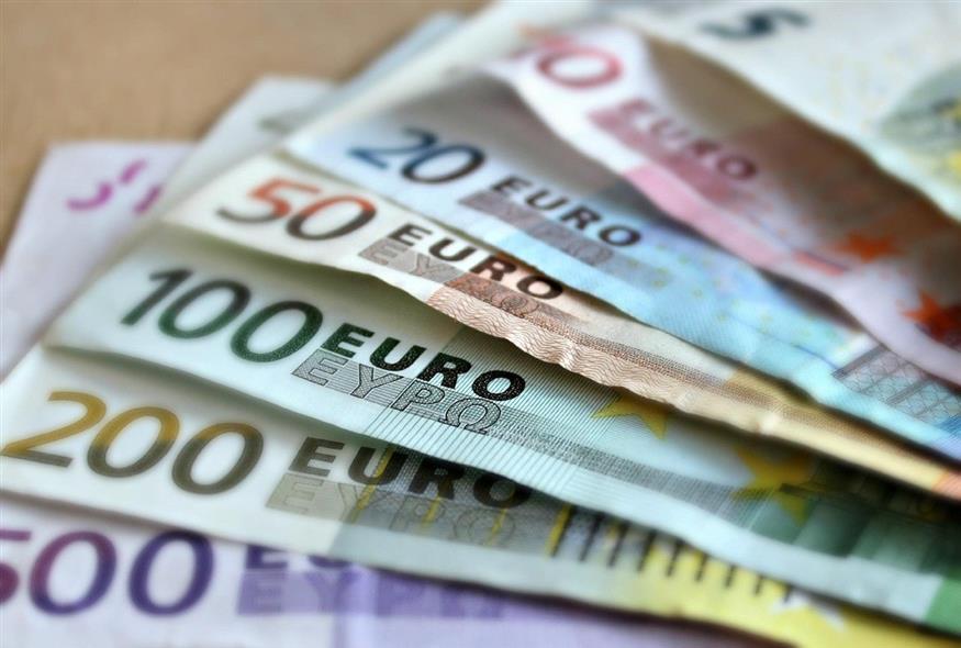 Λεφτά - Επιδόματα - Συντάξεις / Pixabay