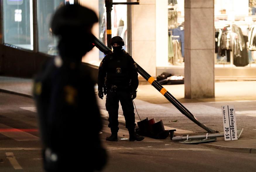 Αστυνομικοί στη Σουηδία (AP Photo/Markus Schreiber)